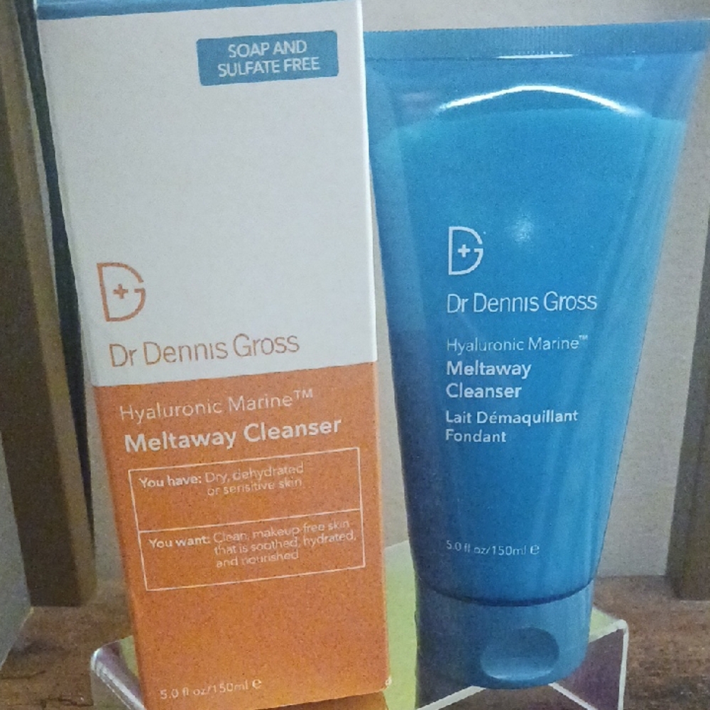 Hyaluronic Marine Meltaway Cleanser - Blue